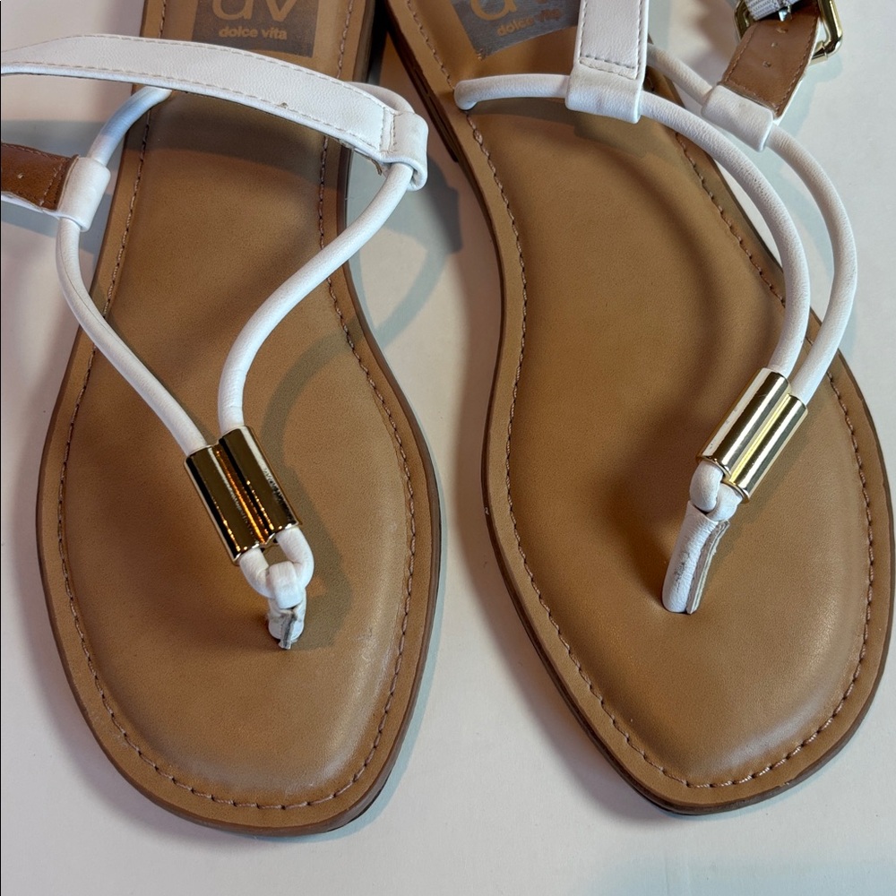 DV Dolce Vita White Flat Sandals Womens Jache Size 7 - Picture 3 of 9
